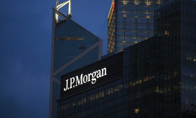 jp-morgan-chase-launching-cryptocurrency-altcoin-buzz-42_opt