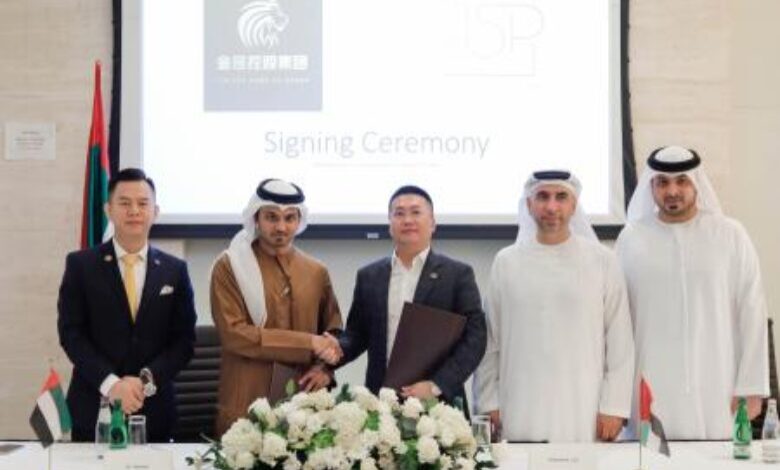 عقدت مجموعة "جينشا القابضة الصينية" شراكةً مع "رويال ستراتيجيك بارتنرز" الإماراتية