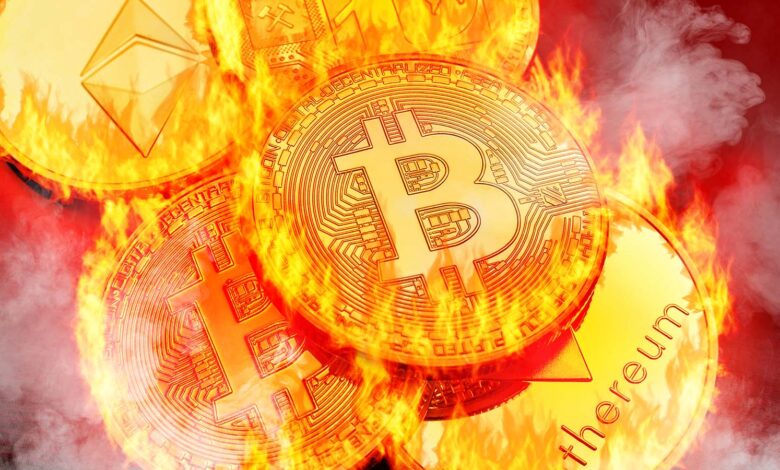 تأثير "الدومينو" مستمر.. تسريحات بالجملة ومحاولات لبيع الأصول دون موافقة SBF!