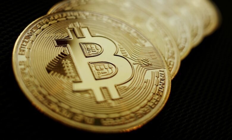 "جي بي مورجان" يبدّل موقفه من العملات الرقمية
