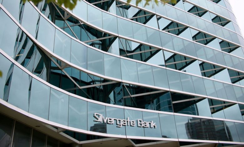 بنك Silvergate يخسر مليار دولار عقب انهيار منصة FTX