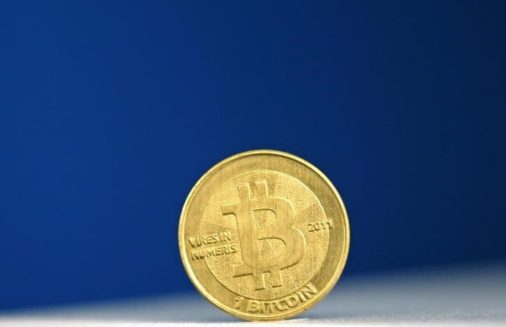 قيمة سوق العملات الرقمية تنخفض أقل من 1 تريليون دولار
