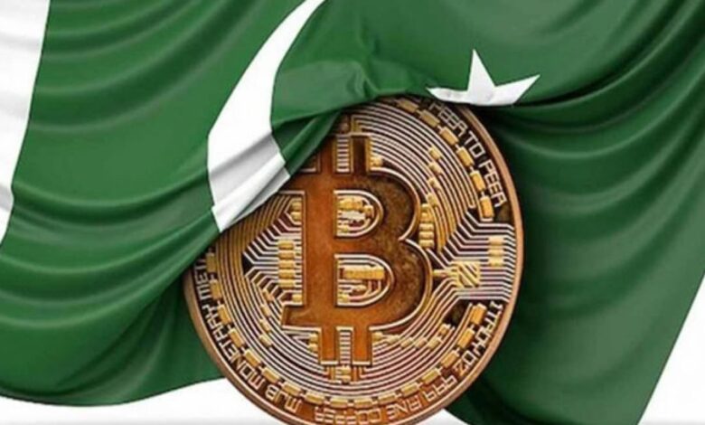 باكستان تحظر التداول بالعملات الرقمية