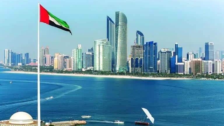 شركة G42 الإماراتية تطلق منصة عربية قائمة على ChatGPT