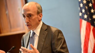 "جينسلر" يرفض الابتعاد عن القرارات الرئيسية المتعلقة بالعملات الرقمية