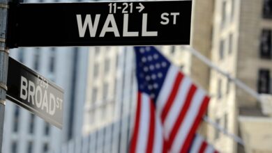 Wall Street Banks Rally with Elizabeth Warren in Push for Crypto Regulation
