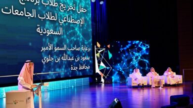 محافظ جدة يسمح لـ 100 طالب من معسكرات الذكاء الاصطناعي الدخول إلى سوق العمل