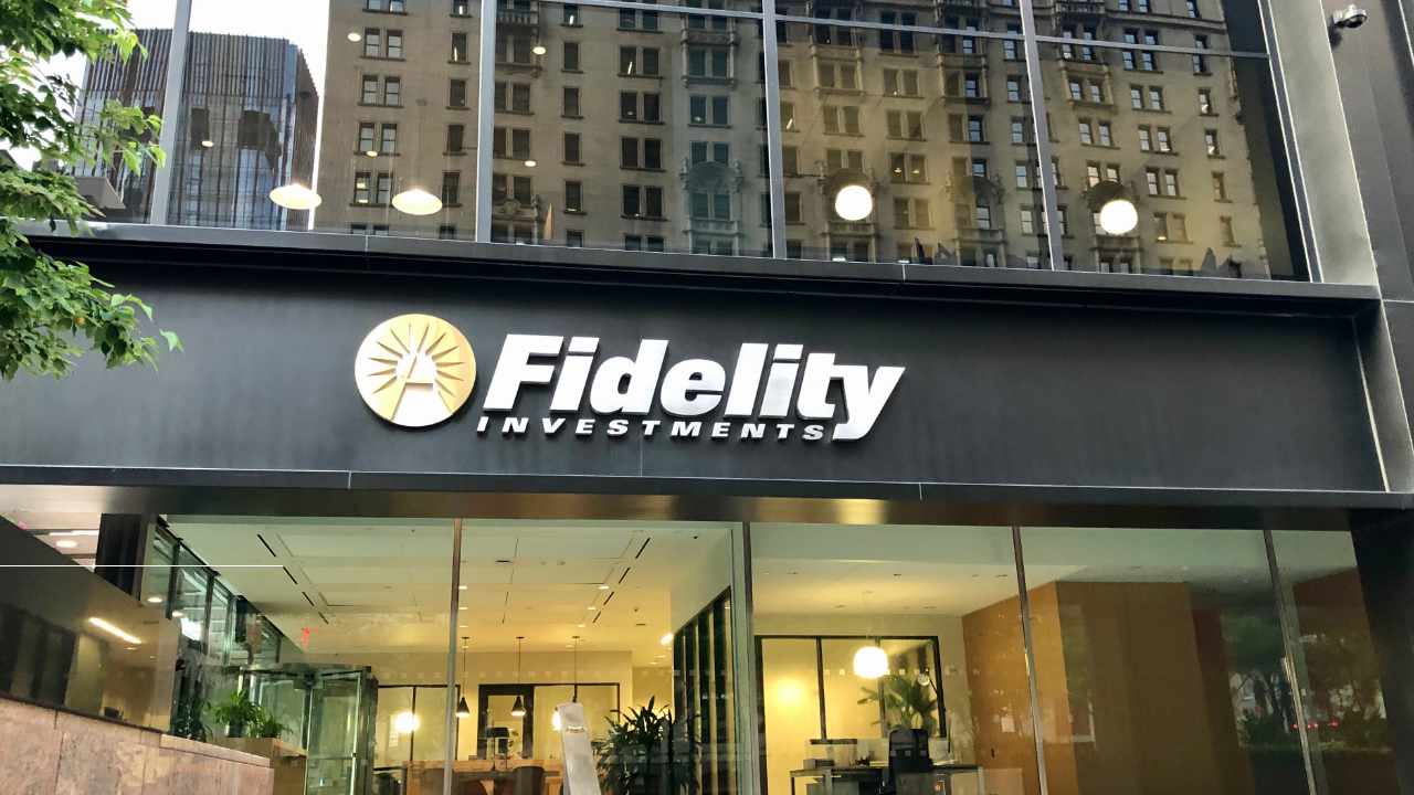 Fidelity joins rush for bitcoin ETF, following BlackRock, Ark Invest