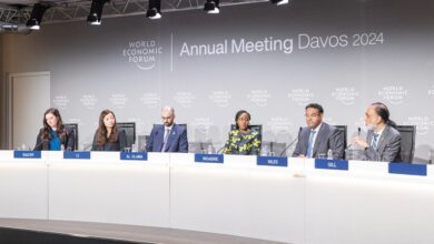 لجنة حوكمة الذكاء الاصطناعي تبحث سبل دعم الحكومات في الاستفادة من الذكاء الاصطناعي