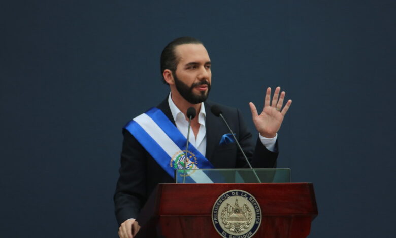 el salvador scales back on bitcoin, IMF loan deal, cash crunch, Bukele, blockchain news, crypto news, cryptocurrency