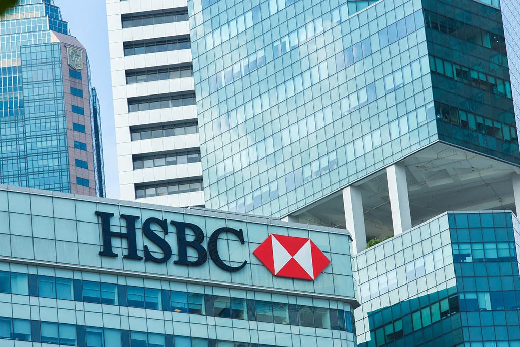 HSBC Leads the Way: First Bank to Tokenize Gold for Retail Investors in Hong Kong