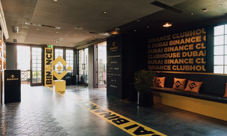 Binance blockchain News crypto purchases Compliance Google Pay apple pay Worldpay crypto news