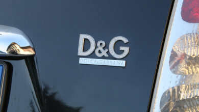 دعوى قضائية تطال "دولتشي آند غابانا" بسبب تأخير تسليم الأصول غير القابلة للاستبدال