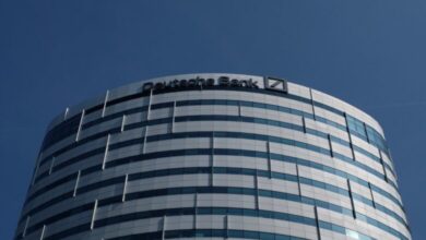"دويتشه بنك" يعزز توجهه نحو العملات الرقمية ويبرم شراكة مع "بيتباندا"