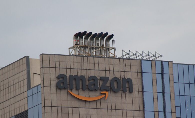 Amazon AWS Outage crypto decentralized narrative centralized infrastructure crypto news blockchain news