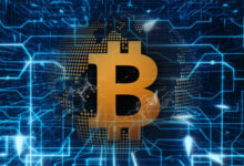 بيتكوين تعاود الارتفاع إلى نحو 101,000 دولار