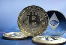 صناديق بيتكوين وإيثيريوم الفورية تتكبد تدفقات خارجة بـ800 مليون دولار