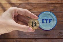 صناديق تداول بيتكوين الفورية