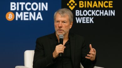 illustration-of-Saylor-on-Binance-Blockchain-week-and-Bitcoin-MENA.