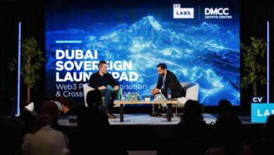 مركز دبي للسلع المتعددة يناقش تنظيم قطاع الويب 3.0 والتمثيل الرقمي في دافوس 2026