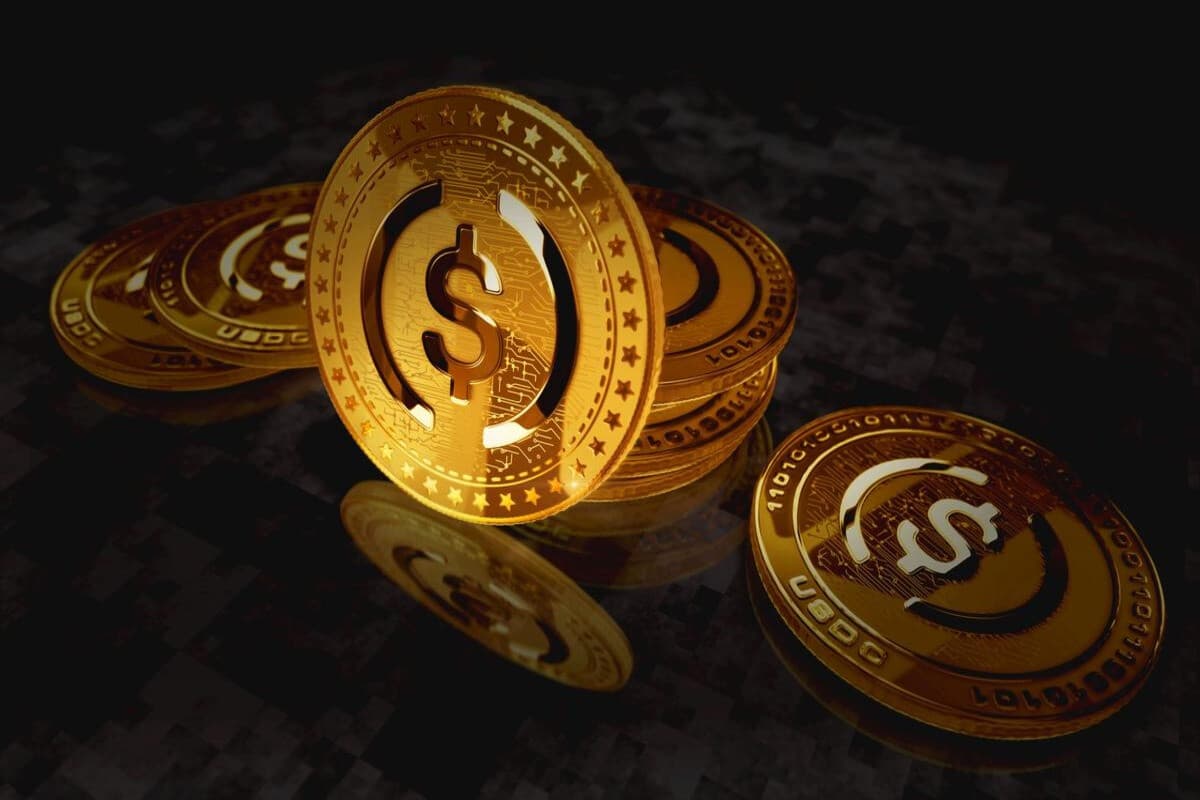 Federal Reserve and Bank of England Clash on Stablecoin Future
