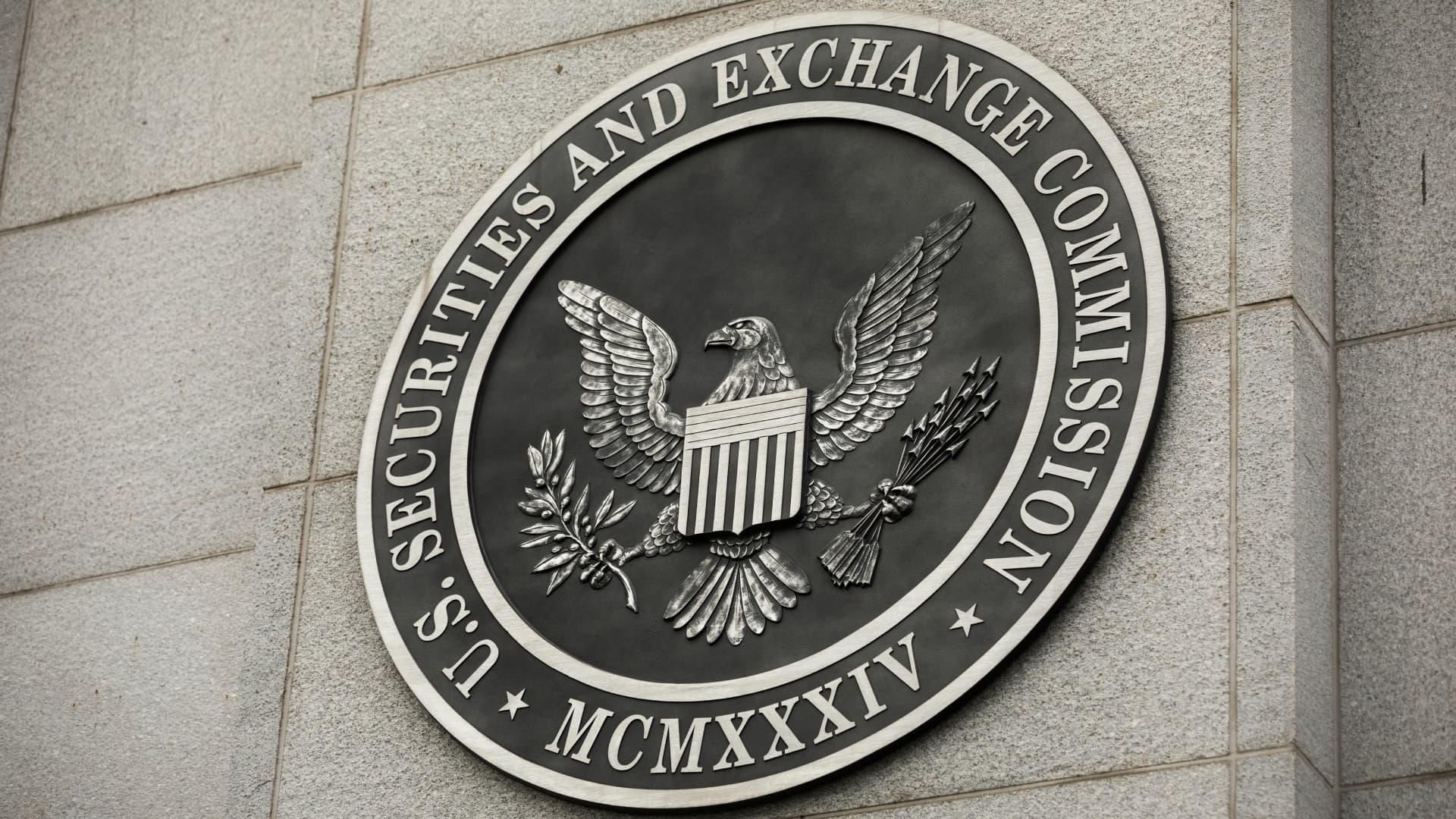 SEC Limits OTC Rule to Equities, Raises Crypto Questions