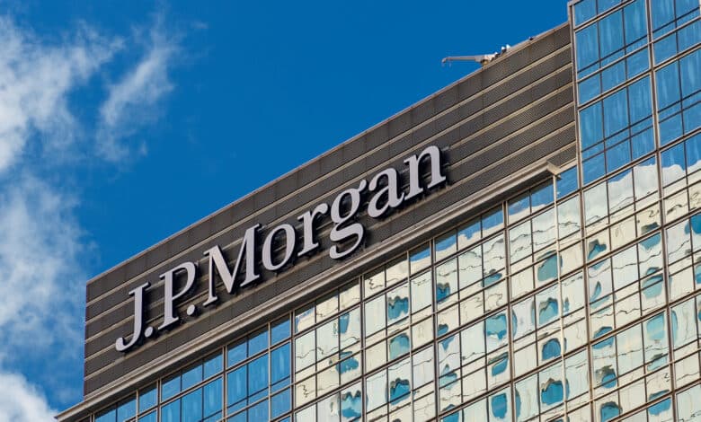 Investors Sue JPMorgan Over Alleged Role in $328M Cryptocurrency Fraud